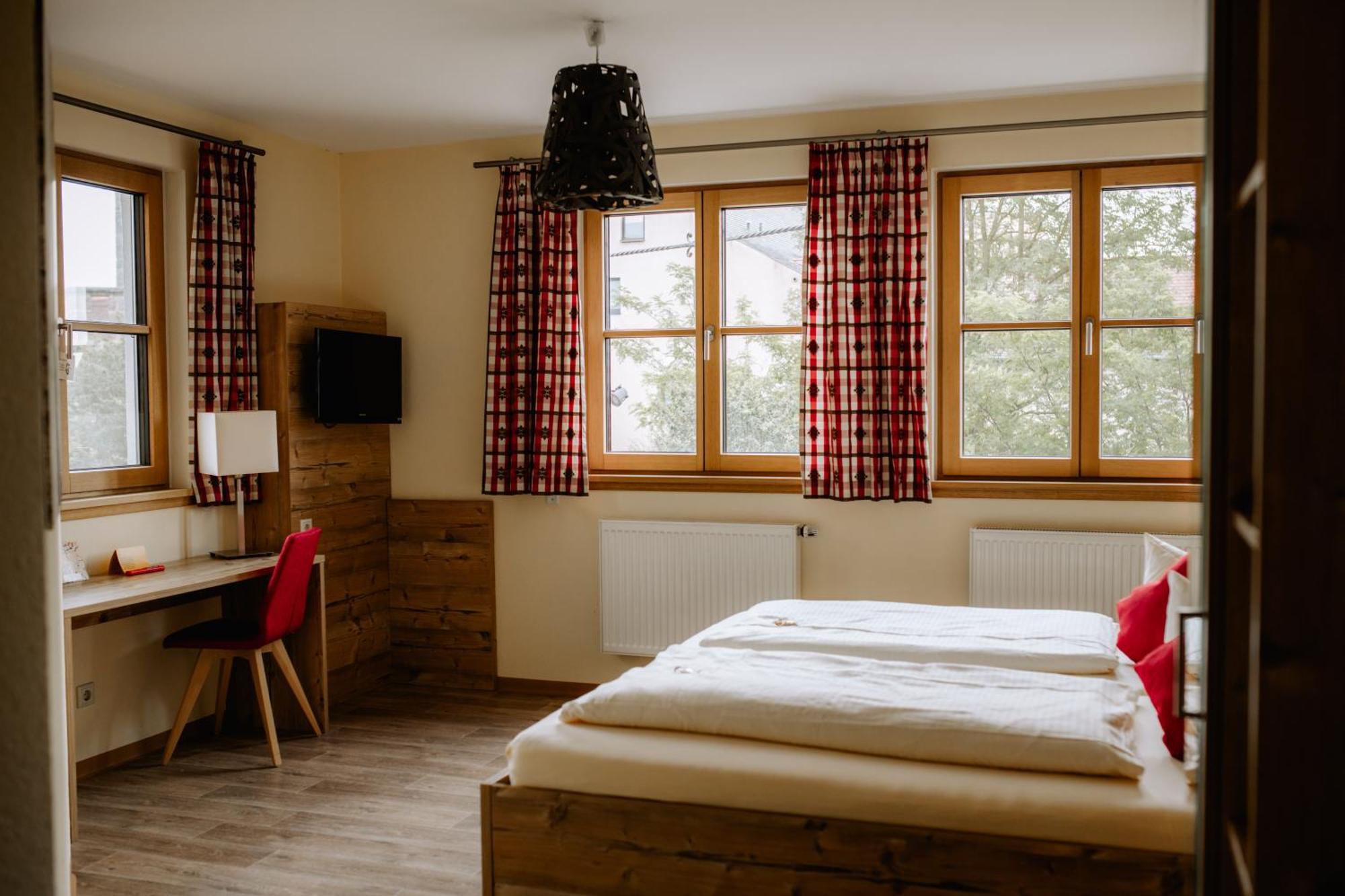 Landhotel Gary Wolframs-Eschenbach Dış mekan fotoğraf